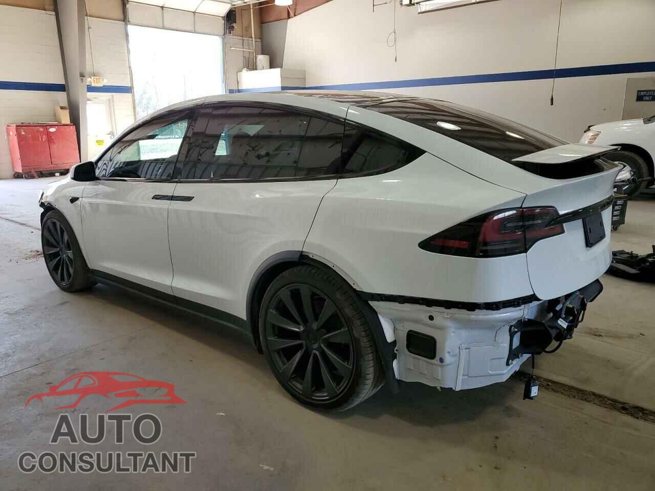 TESLA MODEL X 2023 - 7SAXCBE52PF408066