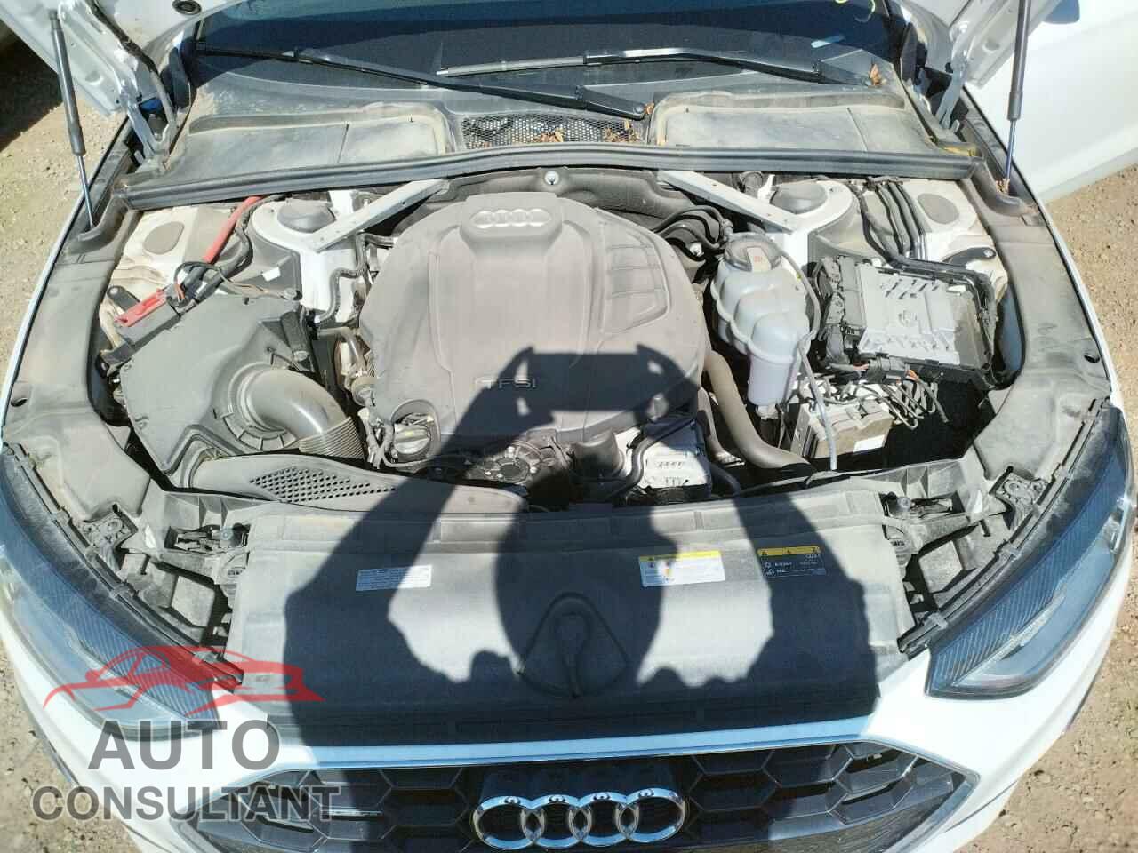 AUDI A4 2020 - WAUDNAF45LN008604
