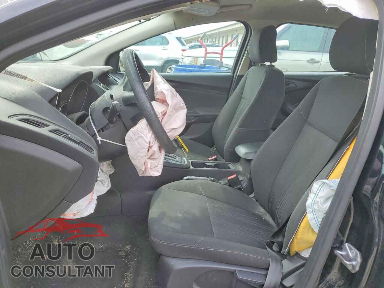 FORD FOCUS 2017 - 1FADP3F2XHL271848