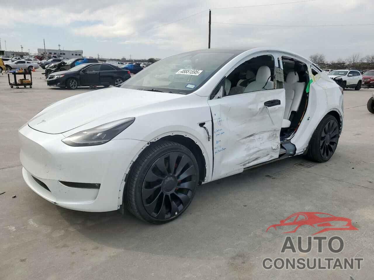 TESLA MODEL Y 2023 - 7SAYGDEF6PF590688