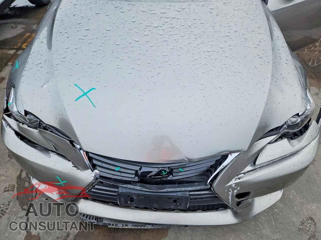 LEXUS IS 2015 - JTHBF1D20F5057690