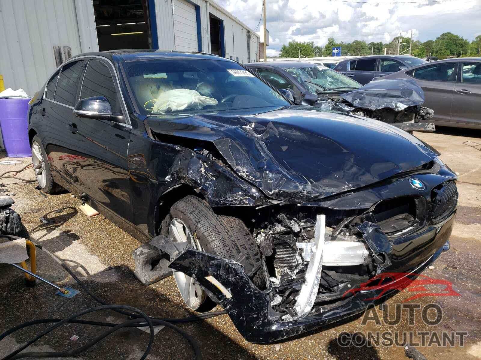 BMW 3 SERIES 2018 - WBA8B3C56JK843080
