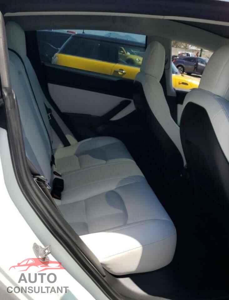 TESLA MODEL 3 2018 - 5YJ3E1EB1JF081740