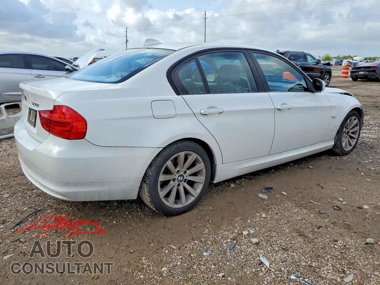 BMW 3 SERIES 2011 - WBAPH5C57BA442084