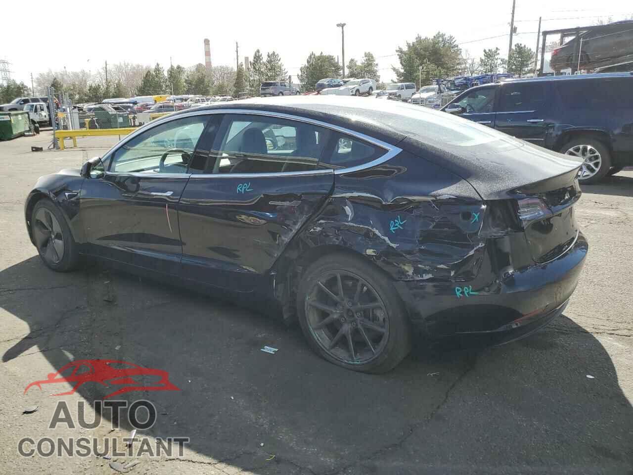 TESLA MODEL 3 2018 - 5YJ3E1EB9JF103256