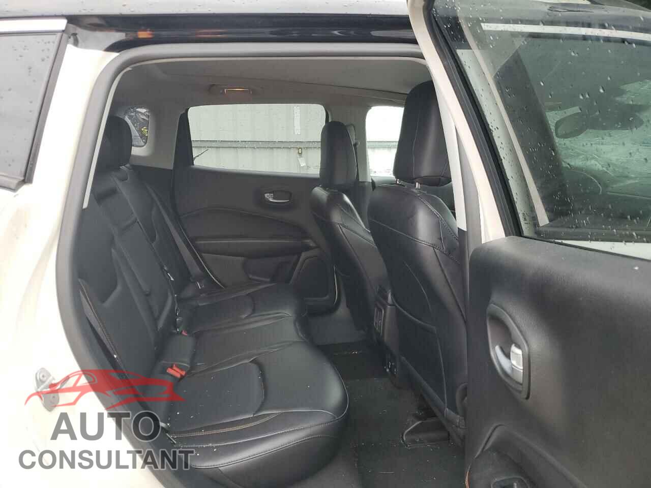 JEEP COMPASS 2017 - 3C4NJDCB3HT689070