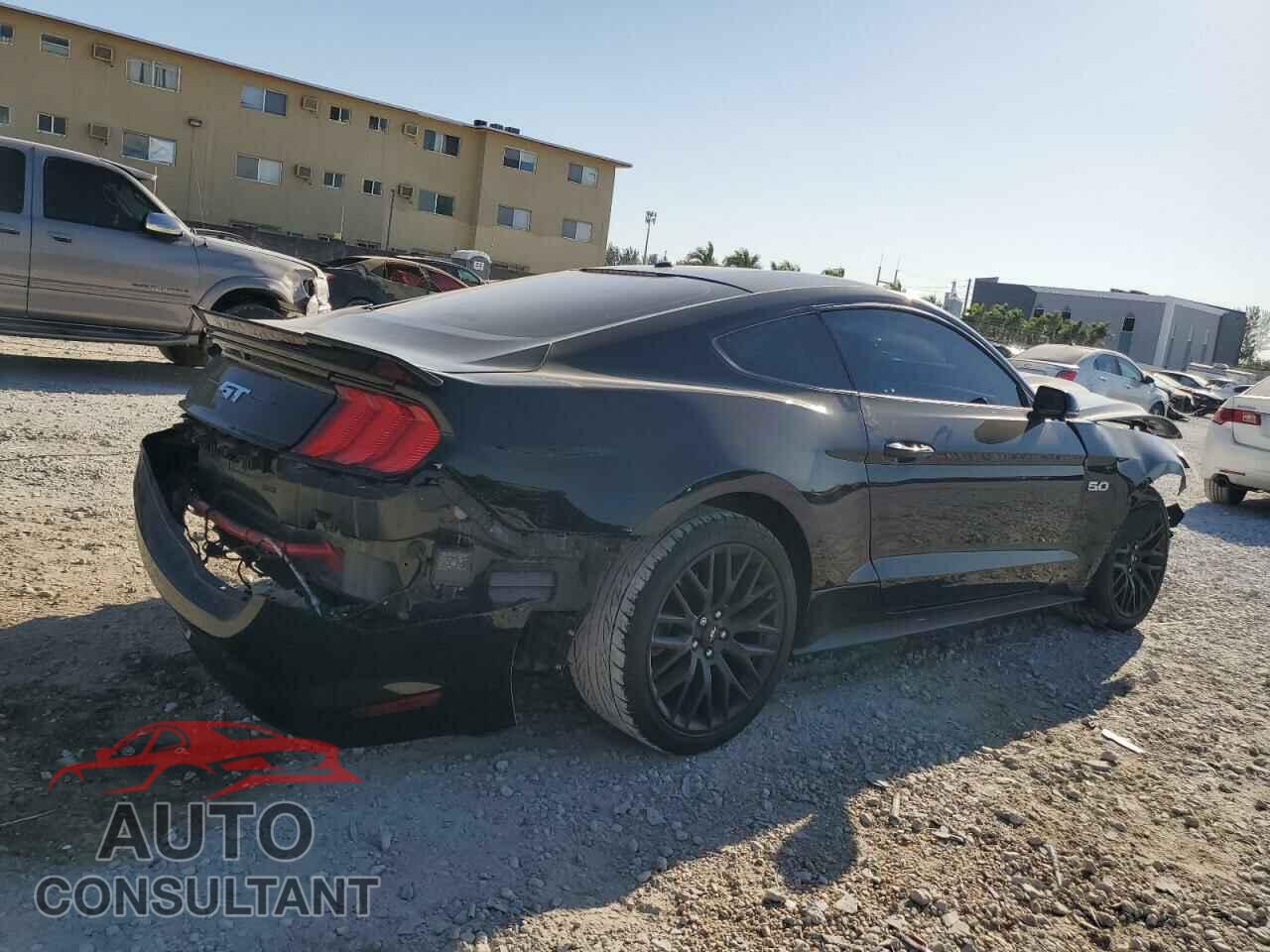 FORD MUSTANG 2019 - 1FA6P8CF8K5116854