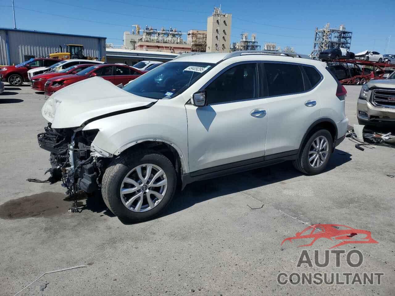NISSAN ROGUE 2018 - 5N1AT2MT8JC707550