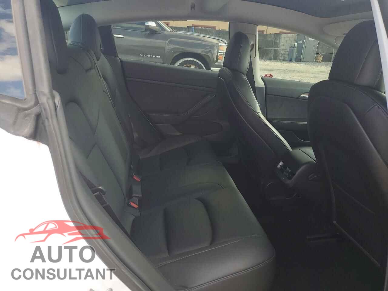 TESLA MODEL 3 2021 - 5YJ3E1EA0MF988586