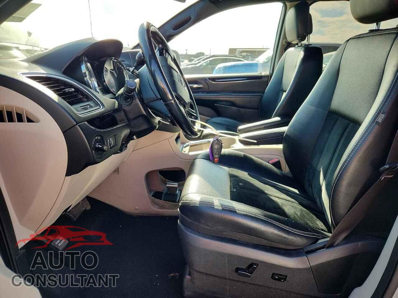 DODGE CARAVAN 2018 - 2C4RDGCG4JR302170