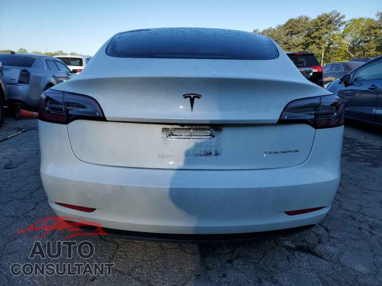 TESLA MODEL 3 2022 - 5YJ3E1EB0NF177008