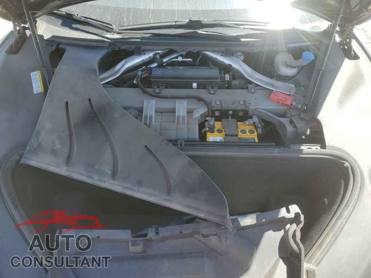 TESLA MODEL S 2017 - 5YJSA1E20HF194600