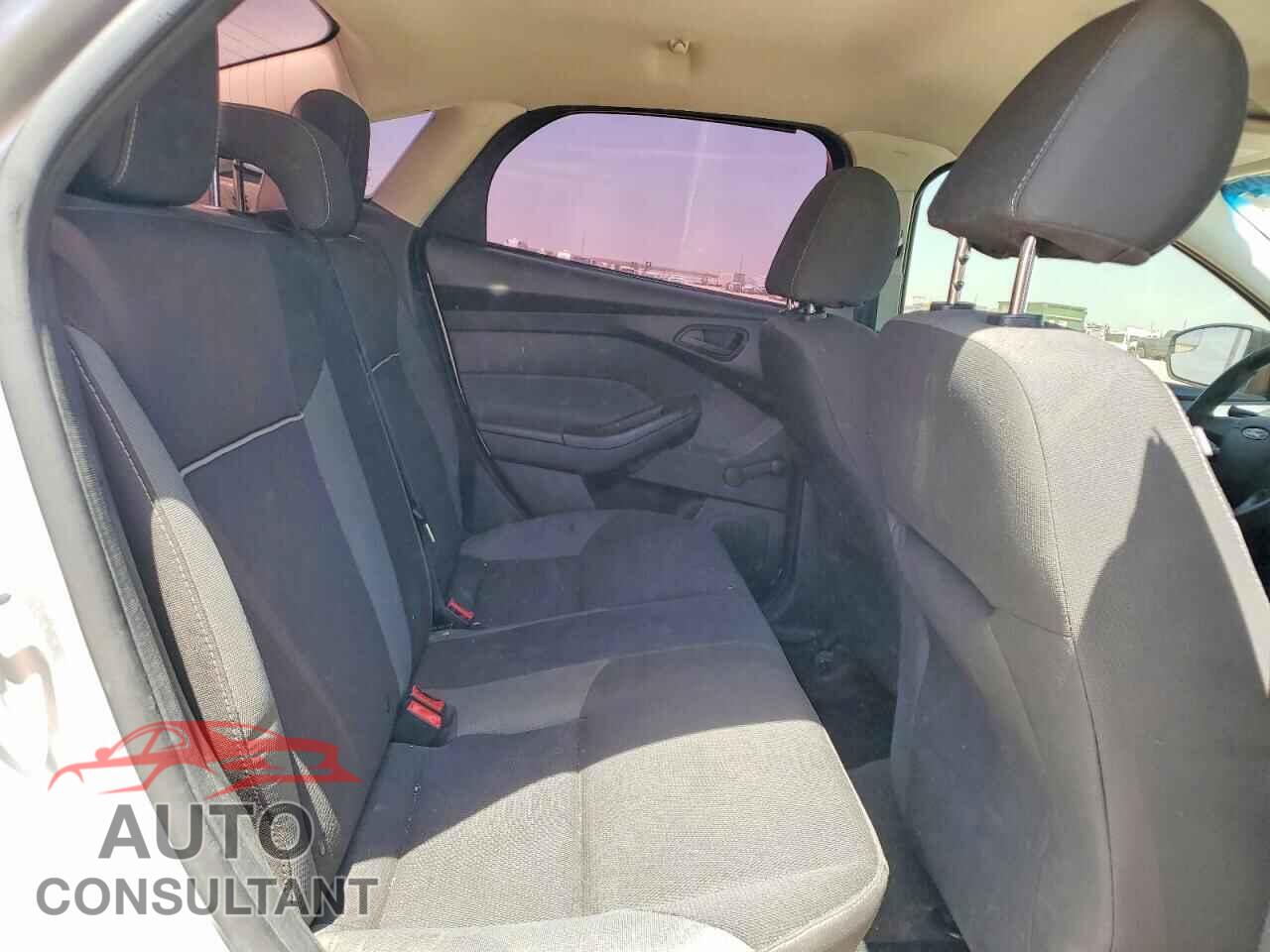 FORD FOCUS 2012 - 1FAHP3F25CL235110