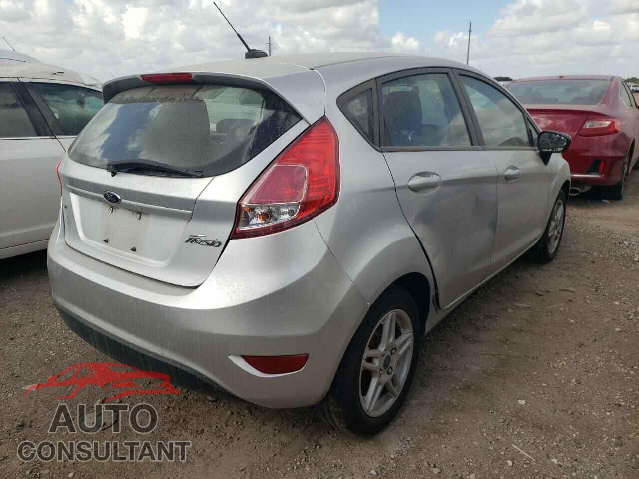FORD FIESTA 2017 - 3FADP4EJ8HM119595
