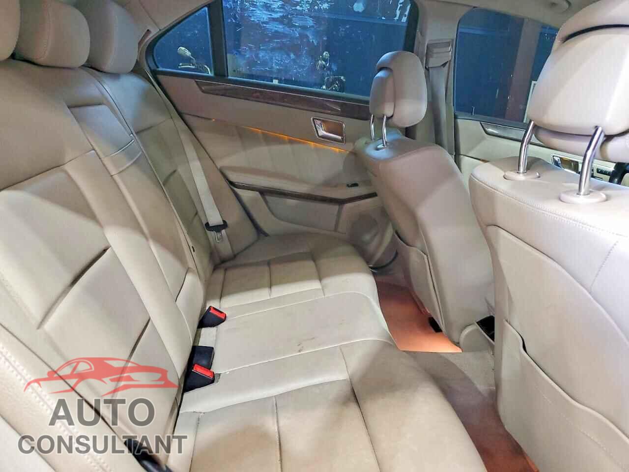 MERCEDES-BENZ E-CLASS 2011 - WDDHF8HB4BA379254