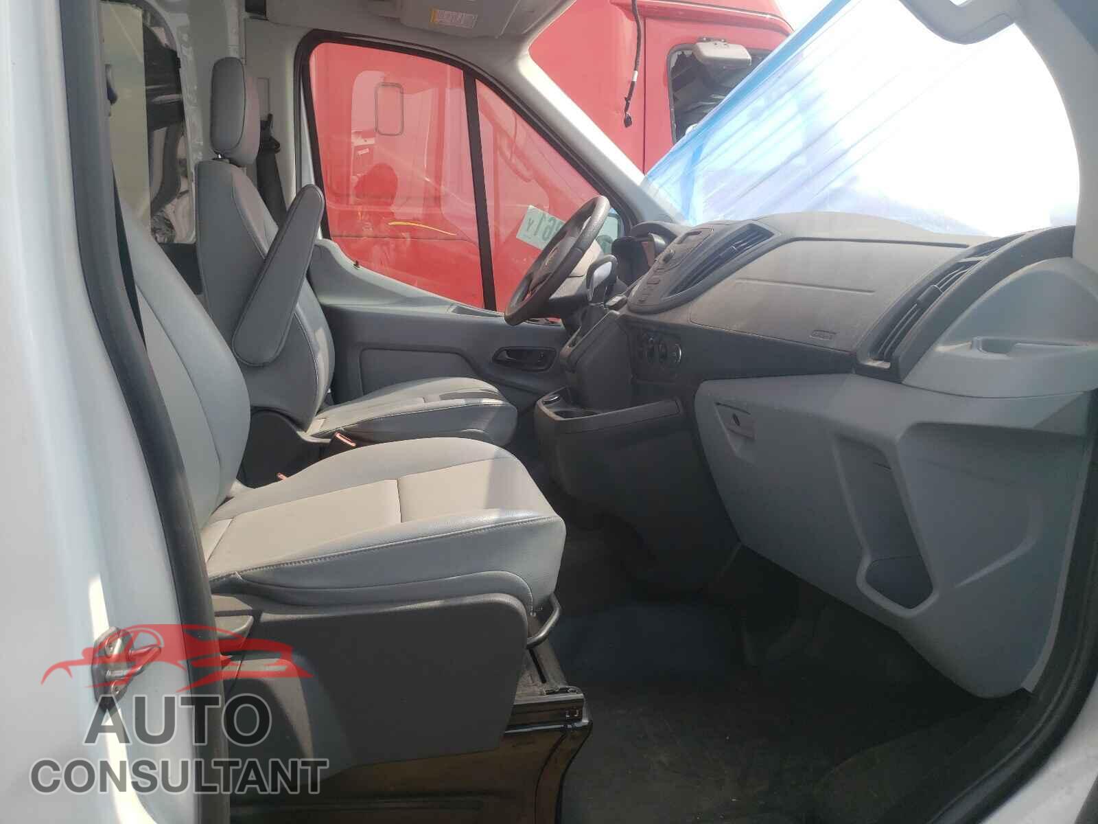 FORD TRANSIT CO 2019 - 1FTYE2CM3KKB57009