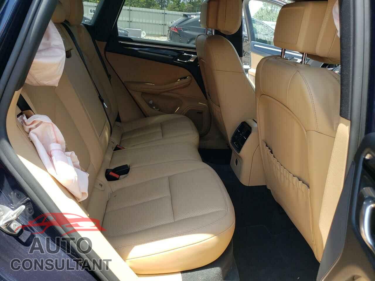 PORSCHE MACAN 2017 - WP1AA2A50HLB02656