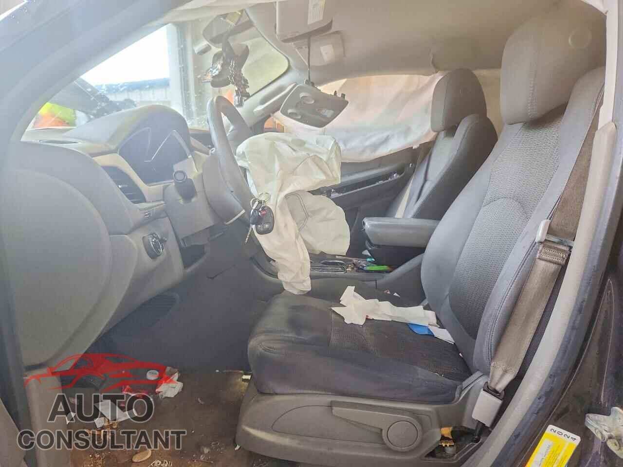 CHEVROLET TRAVERSE 2015 - 1GNKRFED0FJ364328