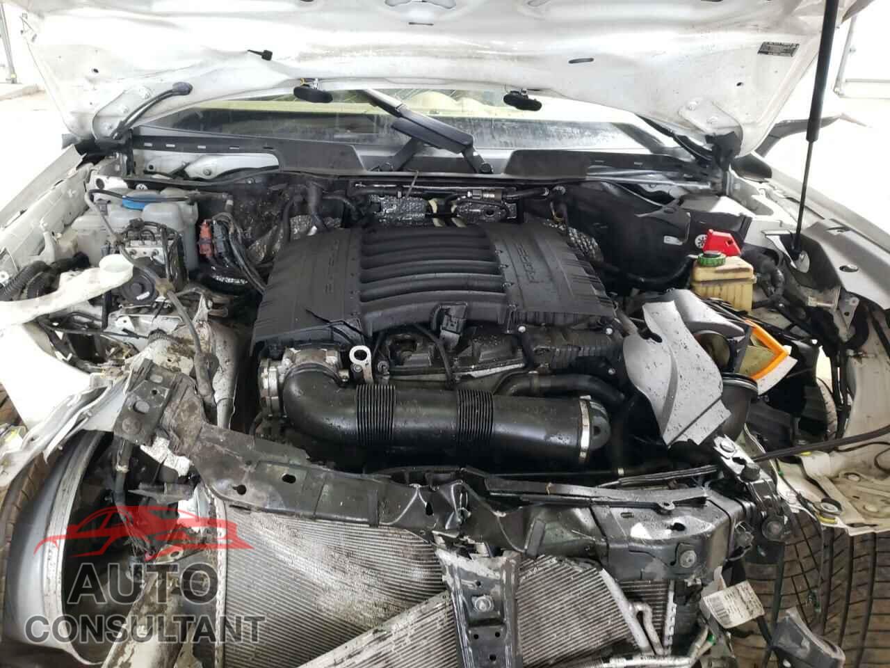 PORSCHE CAYENNE 2017 - WP1AA2A2XHKA81407