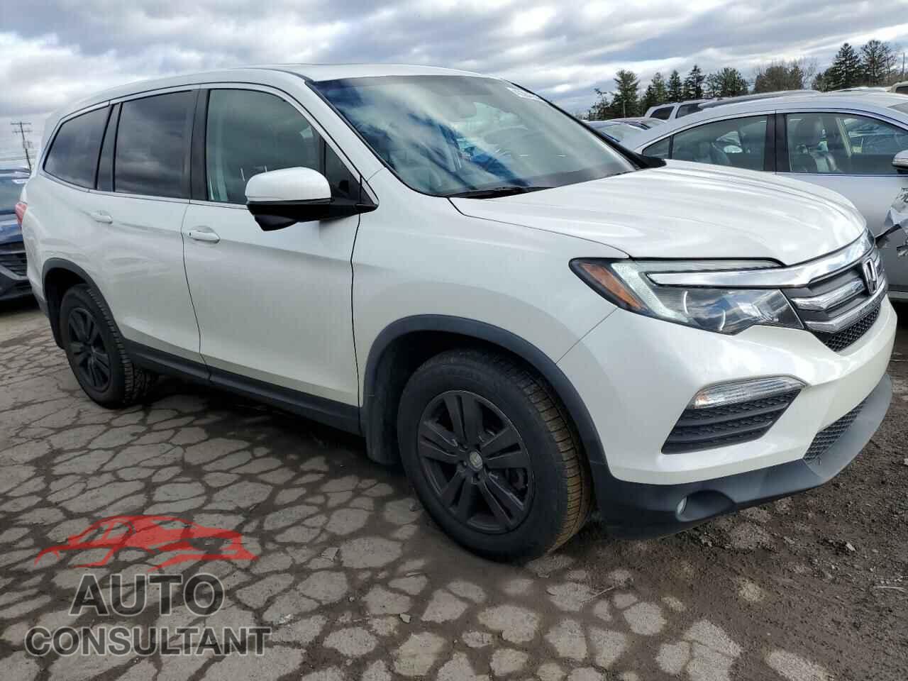 HONDA PILOT 2017 - 5FNYF6H5XHB068582
