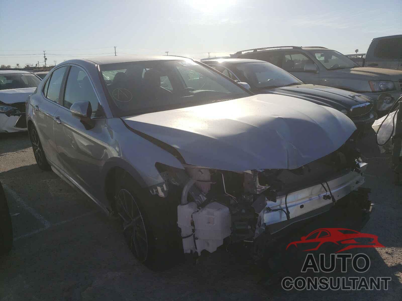 TOYOTA CAMRY 2021 - 4T1G11AK7MU549450