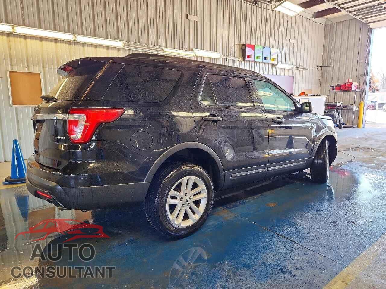 FORD EXPLORER 2017 - 1FM5K8B80HGE25699