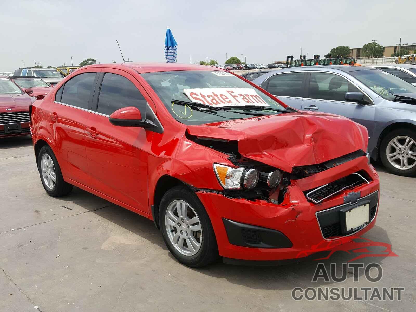 CHEVROLET SONIC 2016 - 1G1JC5SH9G4103392