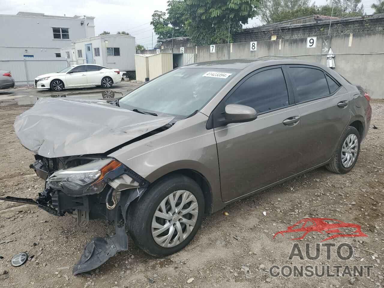 TOYOTA COROLLA 2017 - 5YFBURHE3HP680916