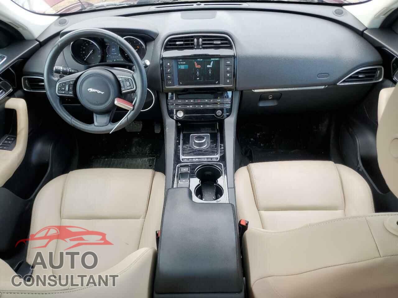 JAGUAR F-PACE 2017 - SADCJ2BV7HA073228