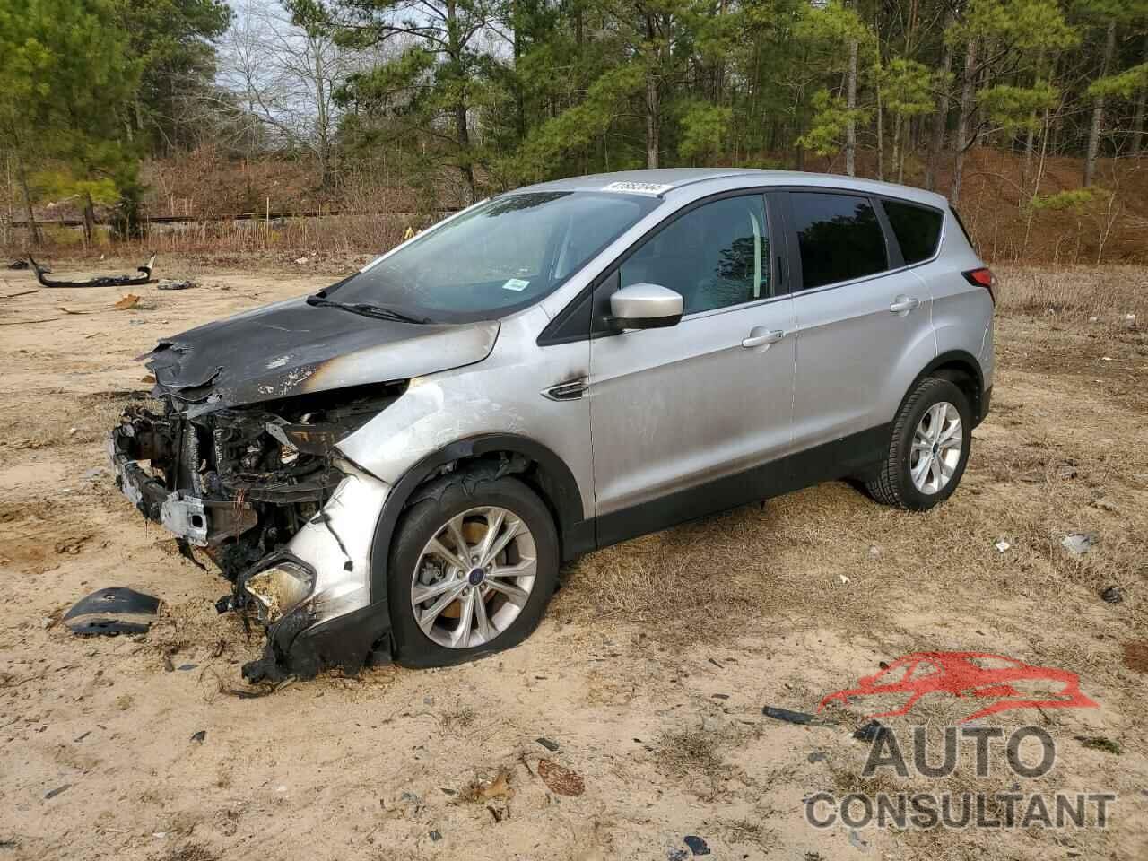 FORD ESCAPE 2017 - 1FMCU0G93HUA28865