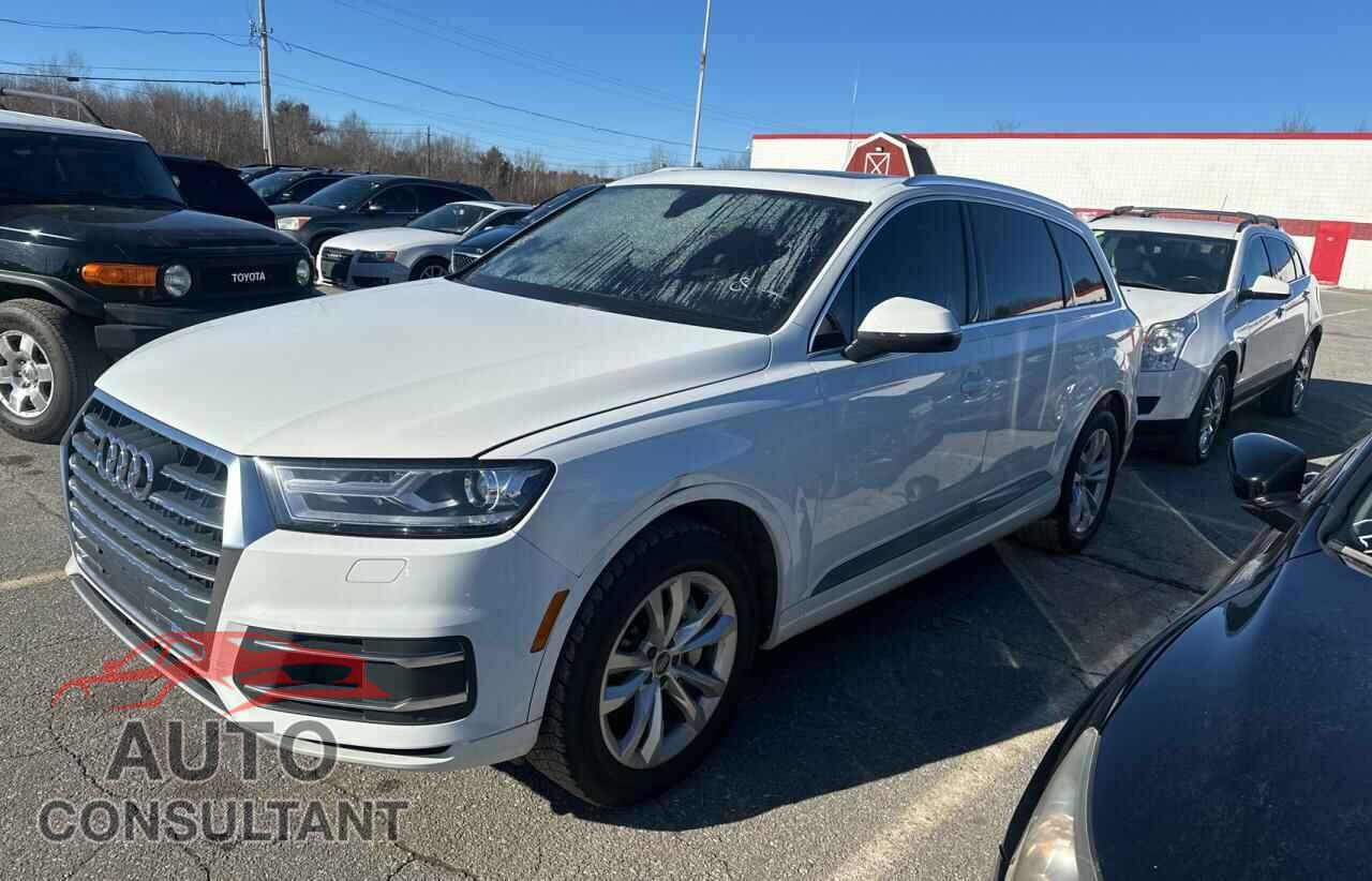 AUDI Q7 2017 - WA1LAAF73HD015529