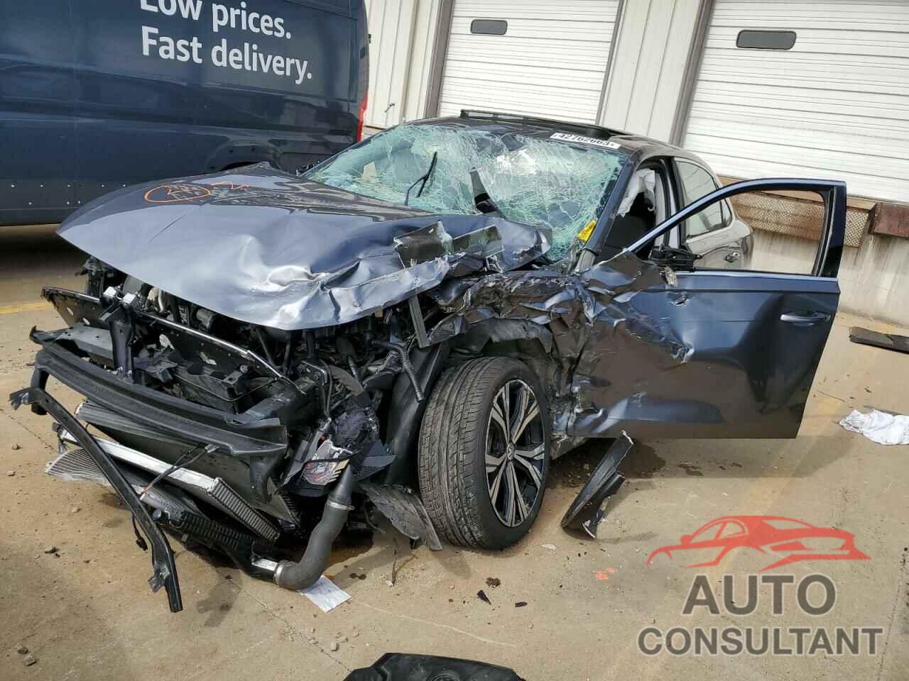 VOLKSWAGEN PASSAT 2021 - 1VWSA7A37MC000800