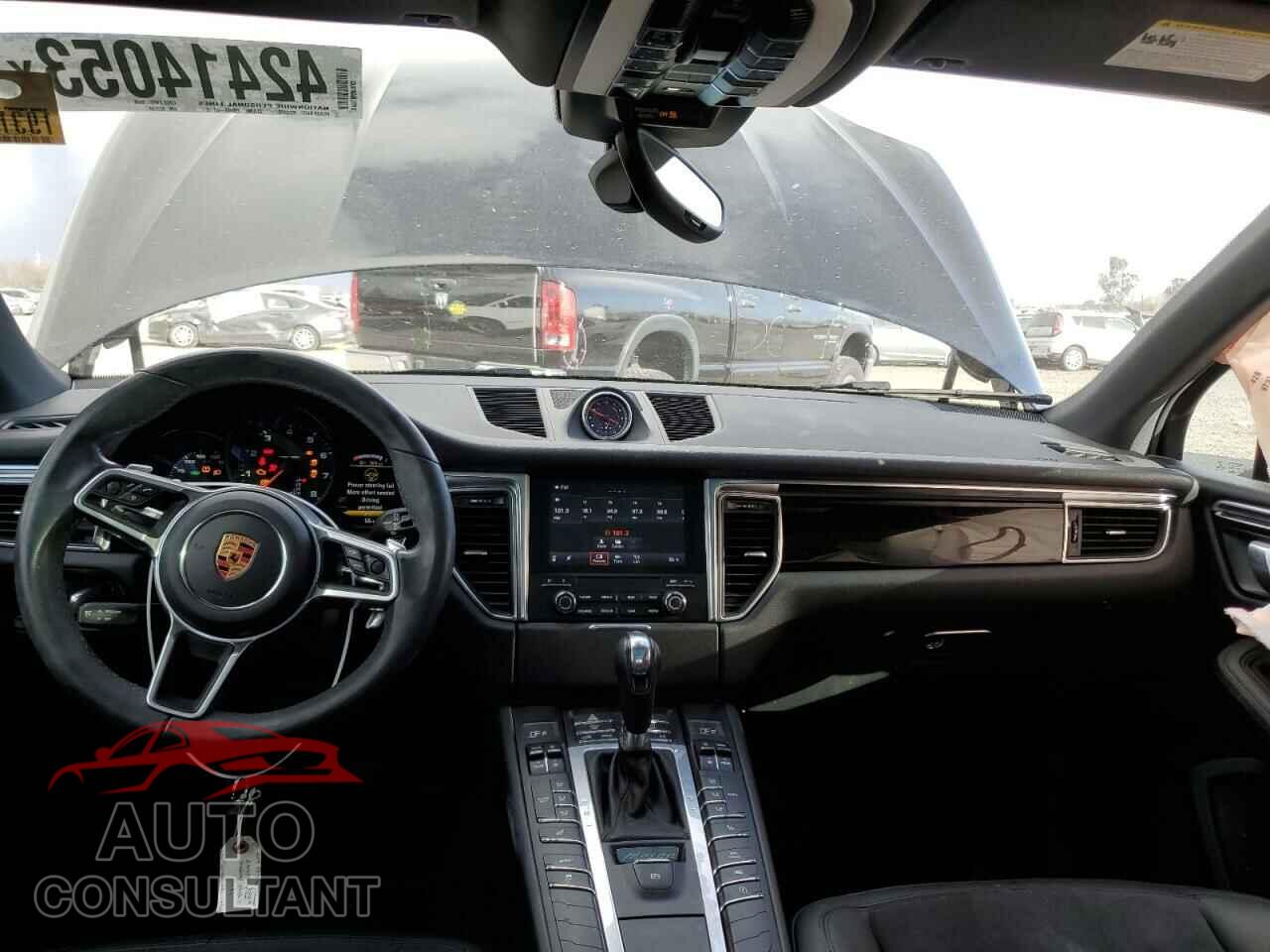PORSCHE MACAN 2018 - WP1AA2A59JLB23768