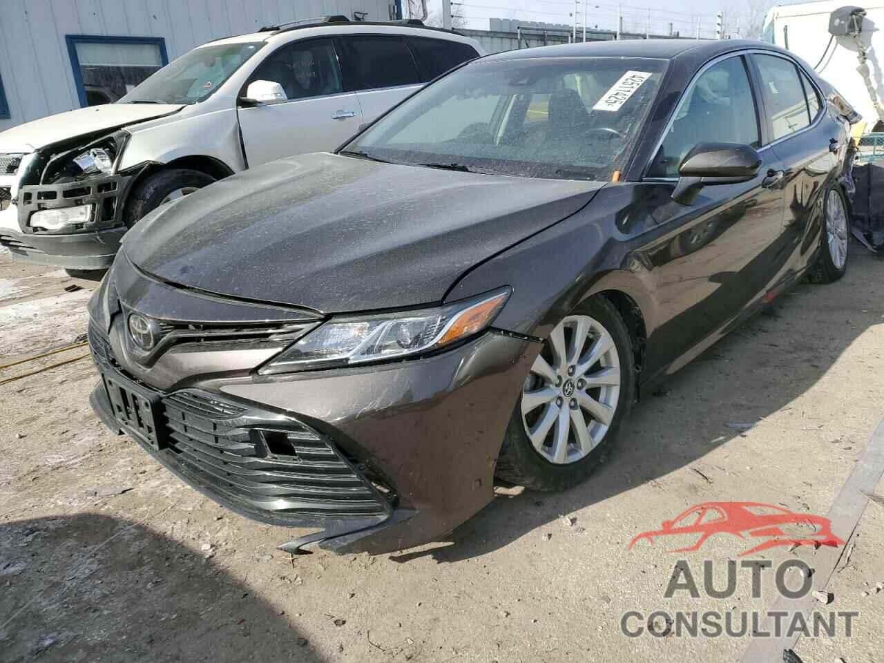 TOYOTA CAMRY 2018 - JTNB11HK1J3042870