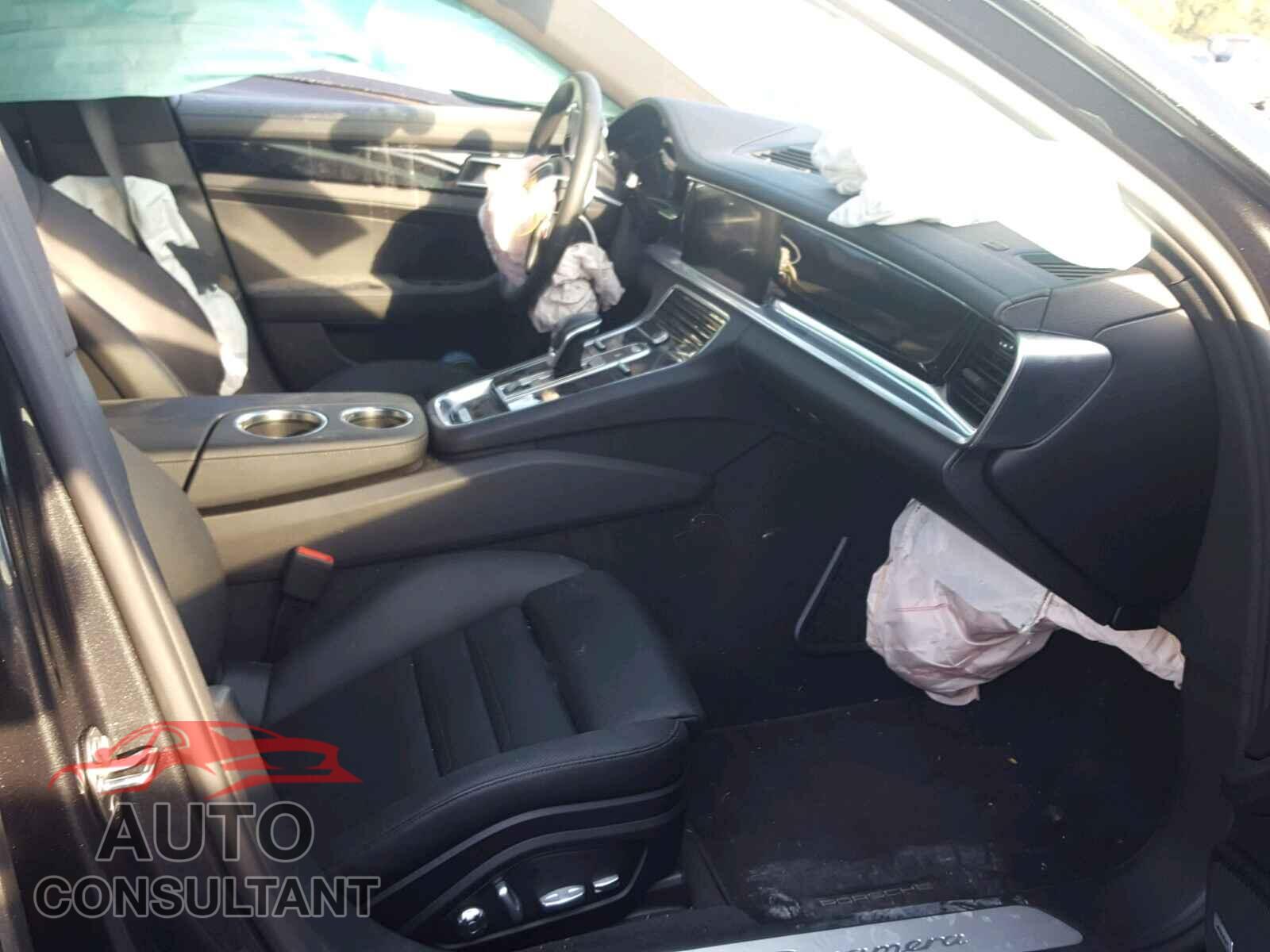 PORSCHE PANAMERA 2017 - WP0AA2A78HL101970