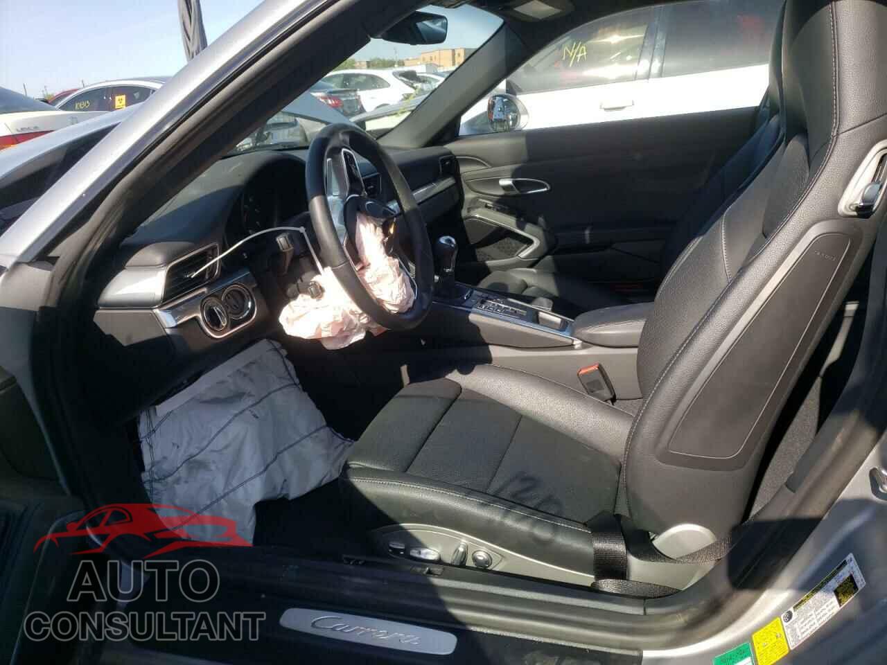 PORSCHE 911 2019 - WP0AA2A96KS104185