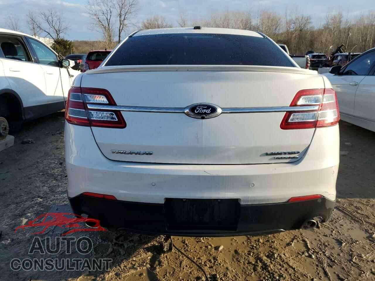 FORD TAURUS 2015 - 1FAHP2F8XFG209341