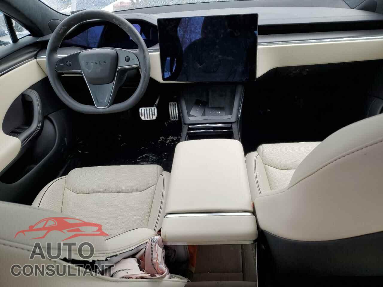 TESLA MODEL S 2023 - 5YJSA1E6XPF528200