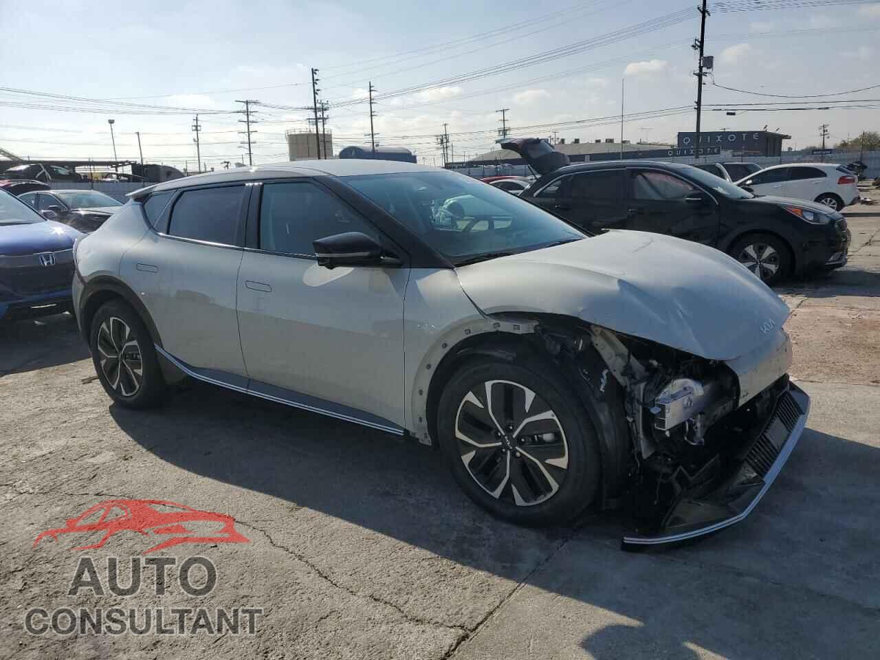 KIA EV6 LIGHT 2023 - KNDC34LA2P5114076