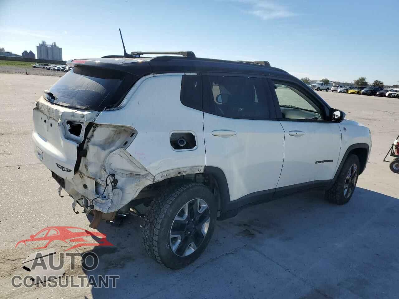 JEEP COMPASS 2017 - 3C4NJDDB3HT632382