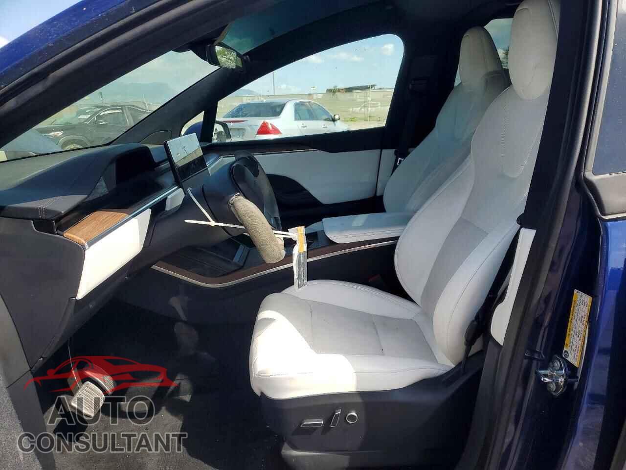 TESLA MODEL X 2023 - 7SAXCAE52PF384474