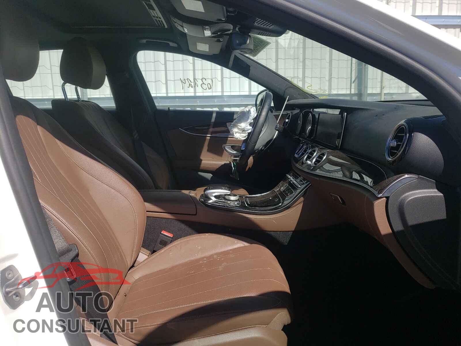 MERCEDES-BENZ E CLASS 2017 - WDDZF4KB3HA062760