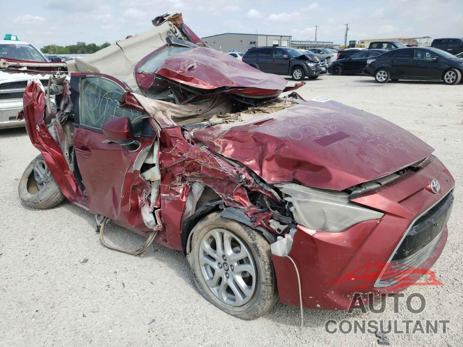 TOYOTA YARIS 2017 - 3MYDLBYV7HY156897