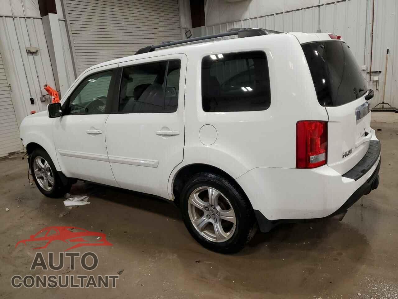 HONDA PILOT 2013 - 5FNYF4H5XDB021874