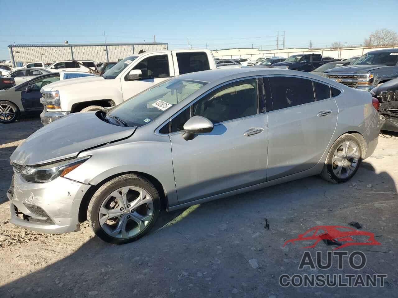 CHEVROLET CRUZE 2018 - 1G1BF5SM6J7195320