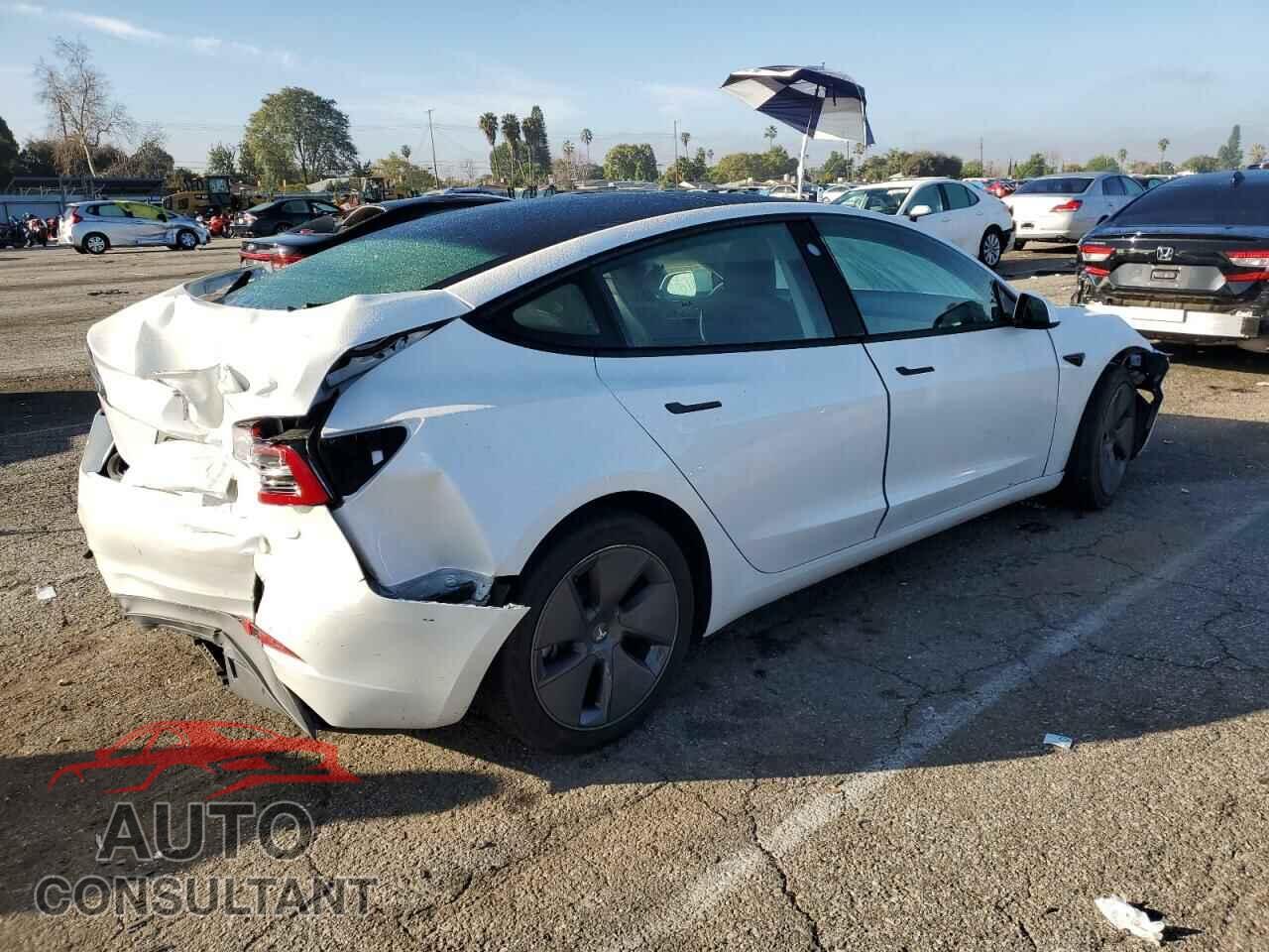 TESLA MODEL 3 2023 - 5YJ3E1EAXPF393894