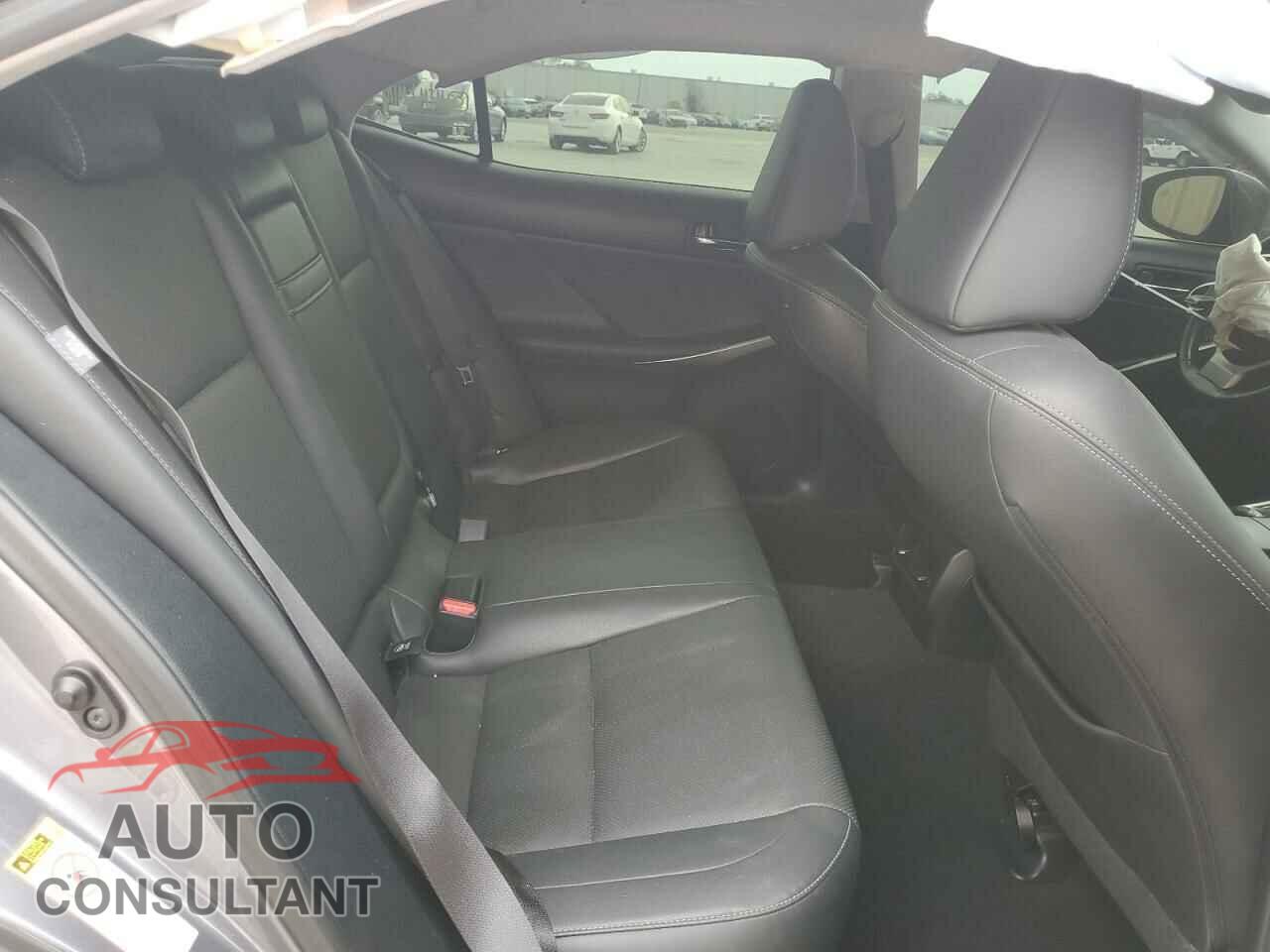LEXUS IS 2016 - JTHBA1D20G5019974