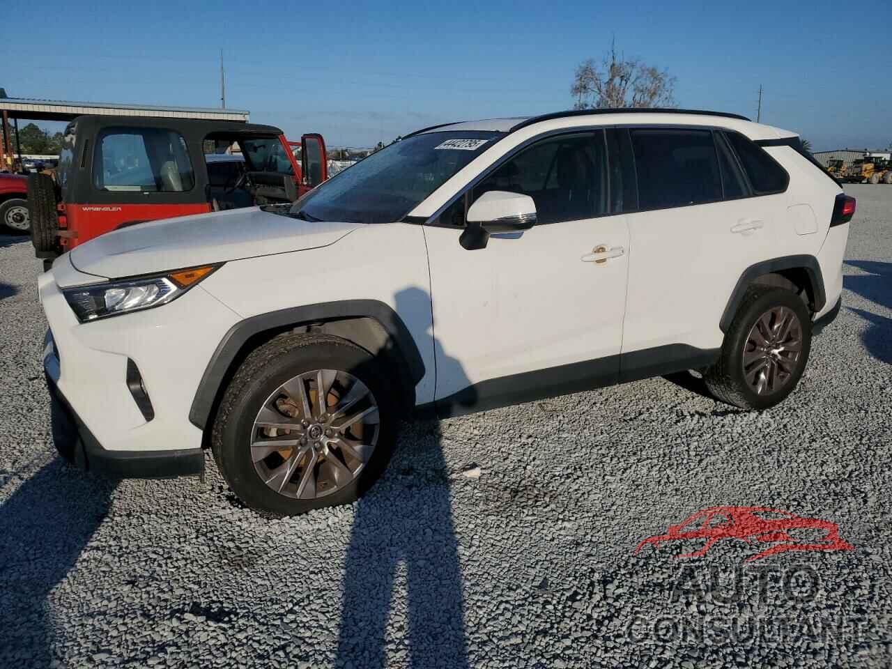 TOYOTA RAV4 2019 - JTMC1RFV2KD032624