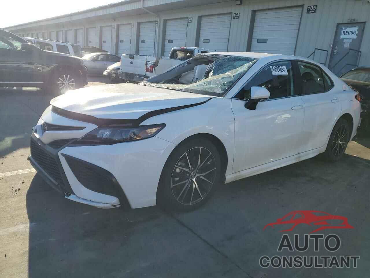 TOYOTA CAMRY 2024 - 4T1G11AK9RU861776