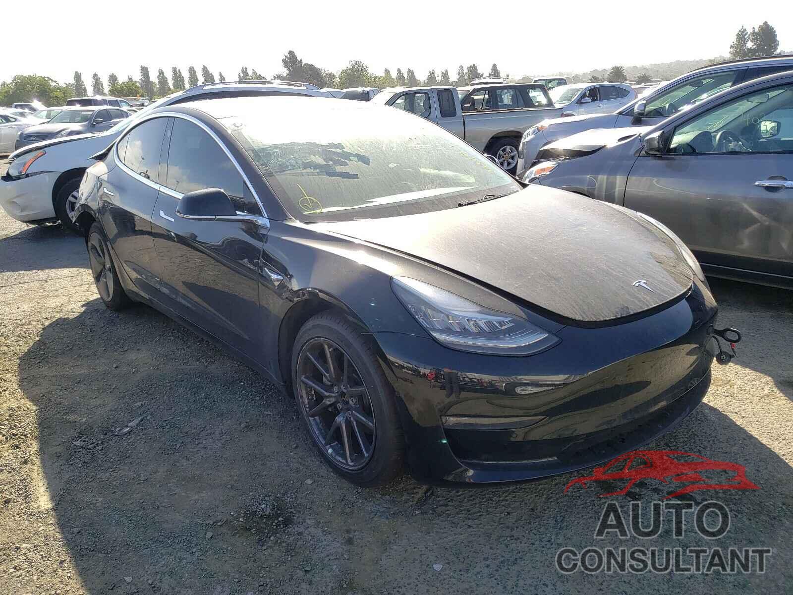 TESLA MODEL 3 2018 - 5YJ3E1EB0JF073306